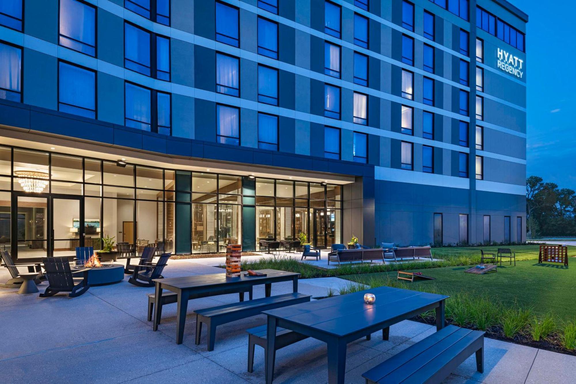 Hyatt Regency Conroe Hotel Exterior photo